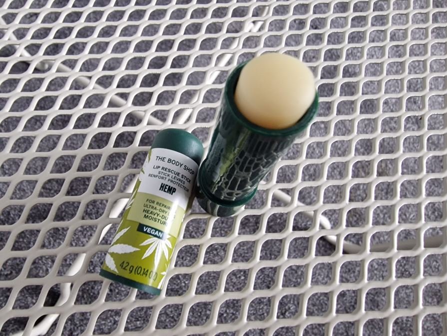 Hemp Lip Rescue Stick - The Body Shop - Review